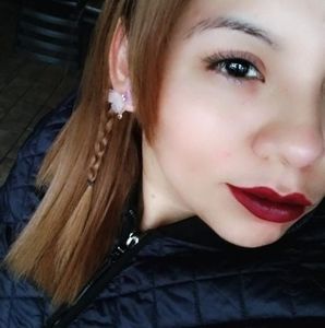 Meet your Posher, Eli